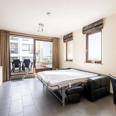 Apartment At Zeedijk With Sea View