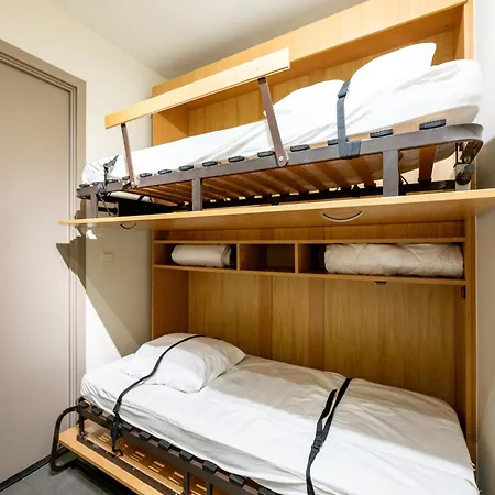 Apartament At Zeedijk With Sea View *